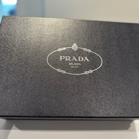 AUTHENTIC PRADA SHOE BOX - Picture 7 of 8